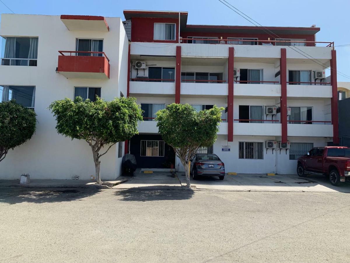 Hotel Posada Don Fernando Ensenada Exterior photo